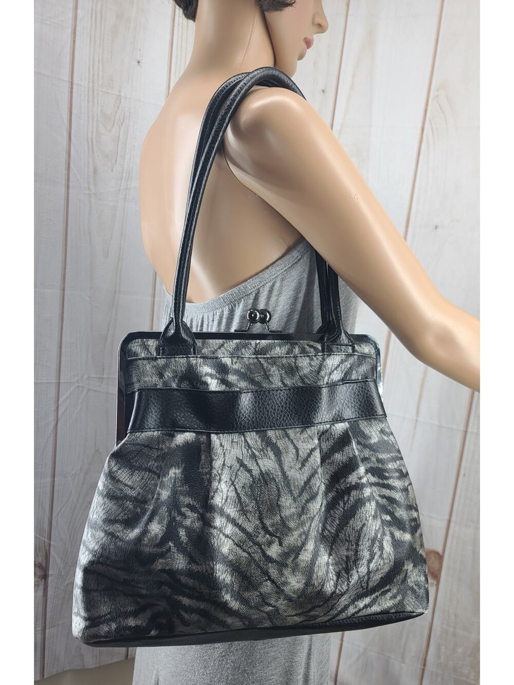 Bueno Black & Silver Zebra Print Leather Shoulder Bag Kiss Lock Hardware Close